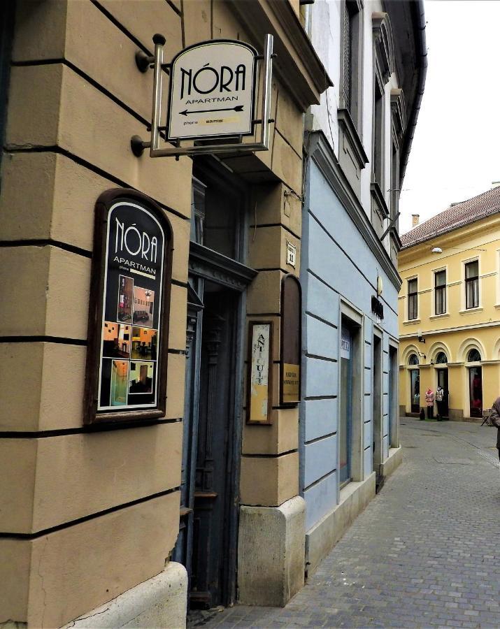 Nora Studio Apartman - Eger Apartment Exterior foto