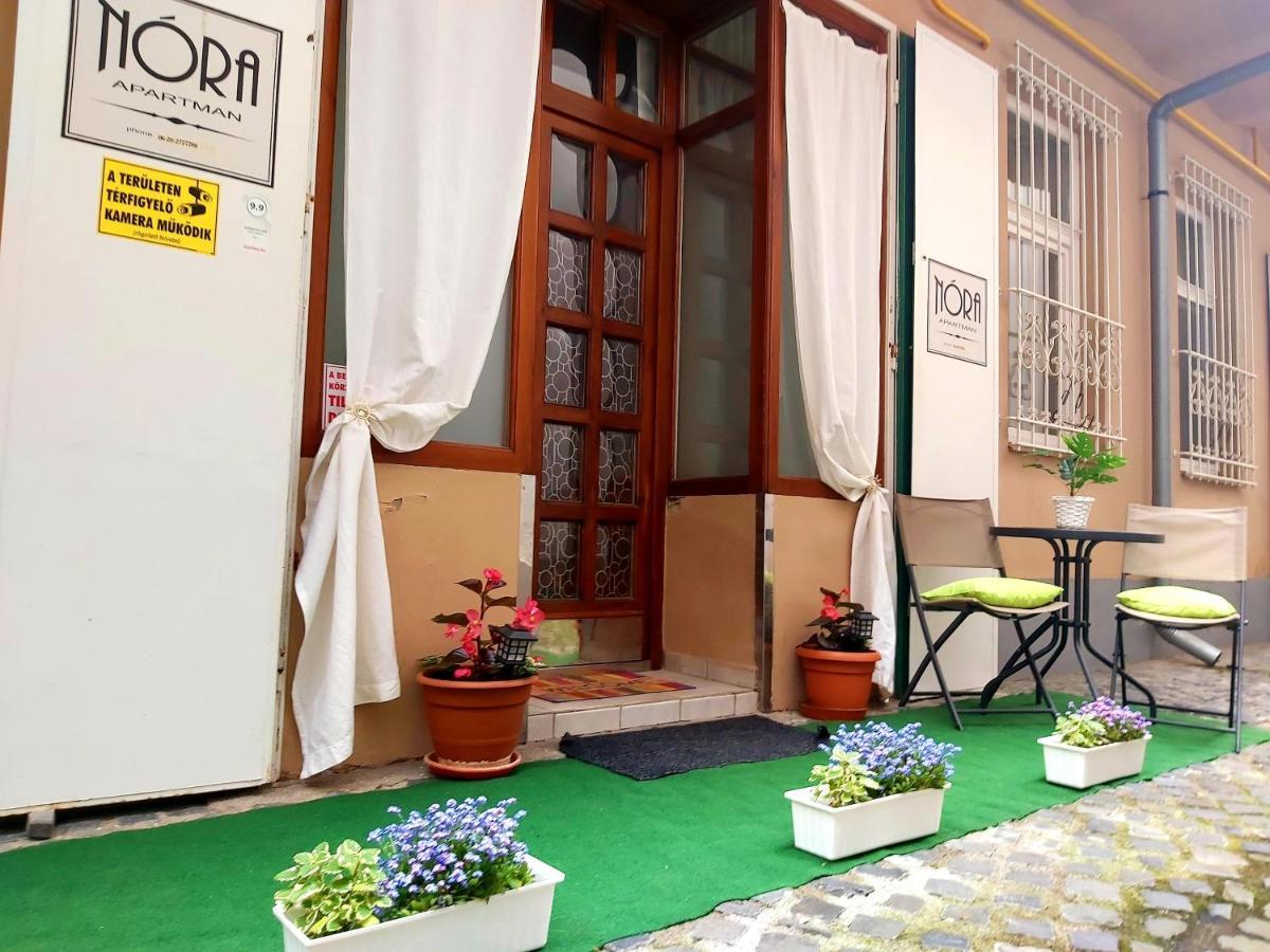 Nora Studio Apartman - Eger Apartment Exterior foto